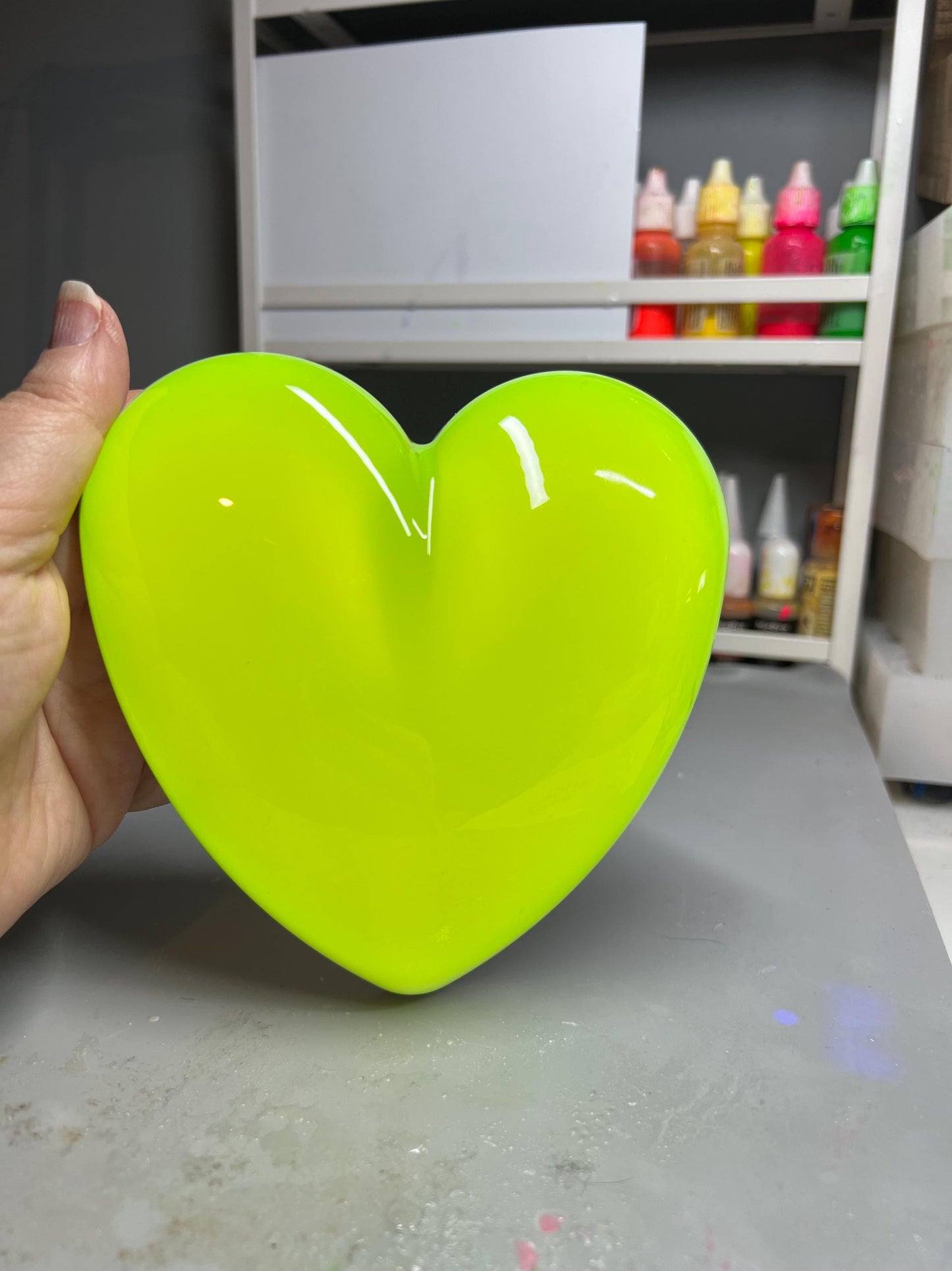 Neon Yellow Resin Heart Wall Art – Acid Lime Pop Art Decor, Glossy Dopamine Heart Sculpture