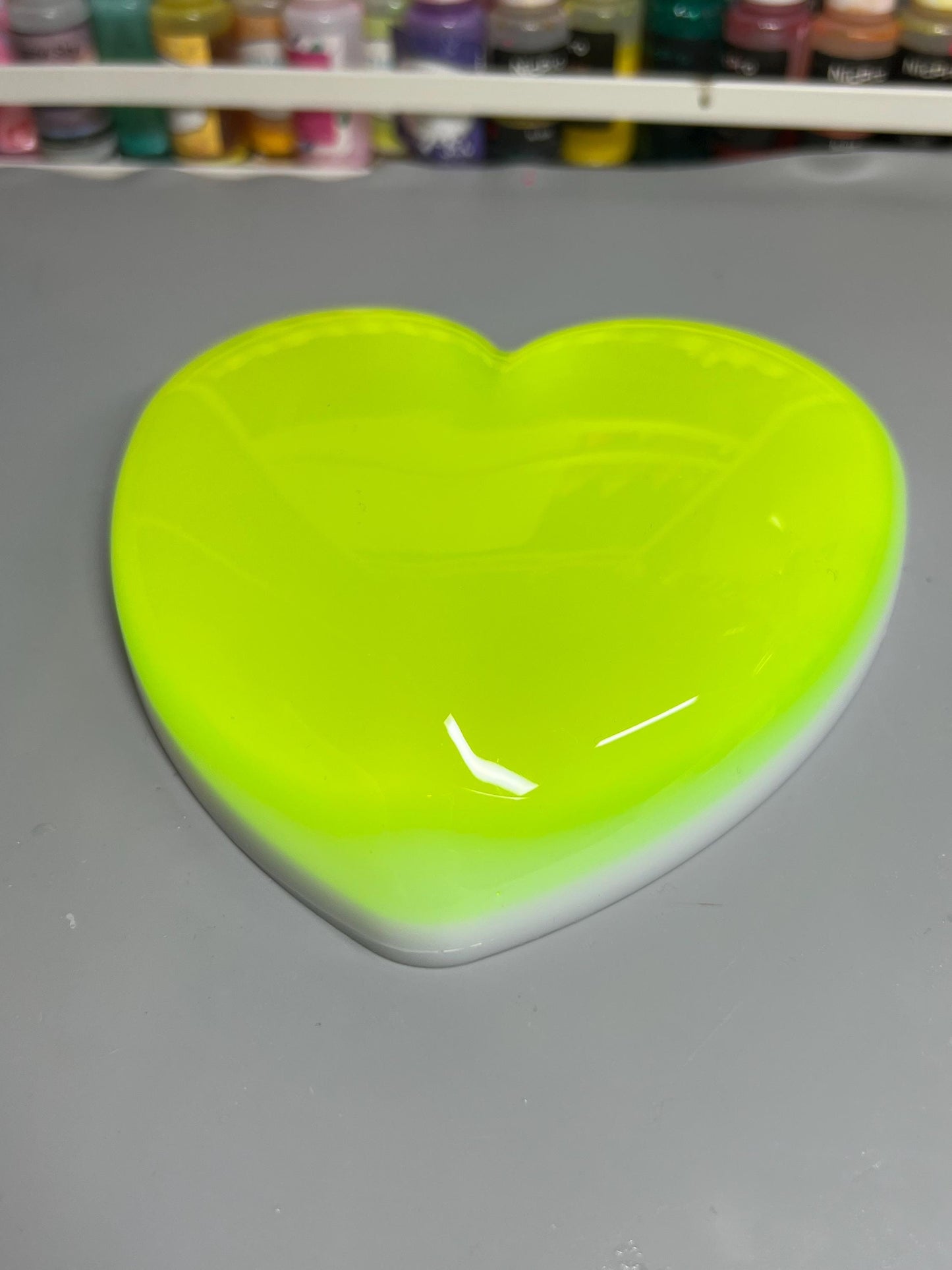 Neon Yellow Resin Heart Wall Art – Acid Lime Pop Art Decor, Glossy Dopamine Heart Sculpture