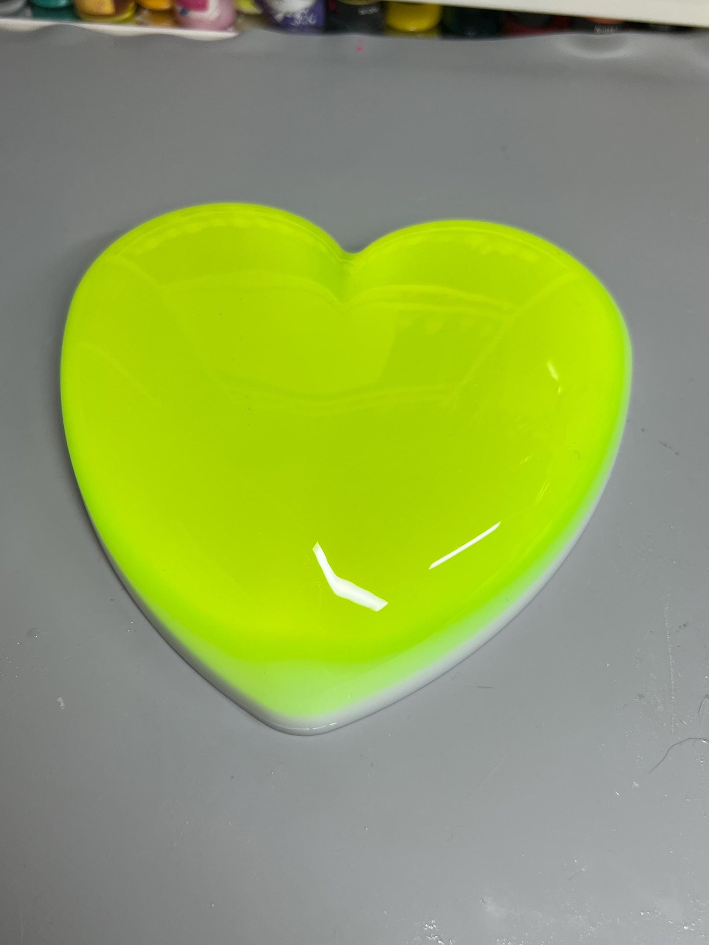 Neon Yellow Resin Heart Wall Art – Acid Lime Pop Art Decor, Glossy Dopamine Heart Sculpture