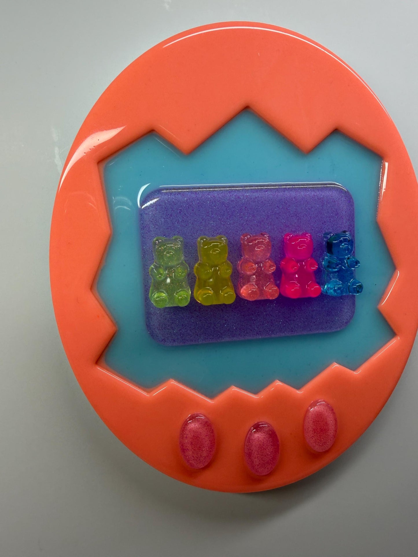 Retro Gummy Bears Hand Held Video Game Wall Art, Nostalgic 90s Dopamine Decor, Game Kids Room Wall Hanging Y2K Virtual Pet Art