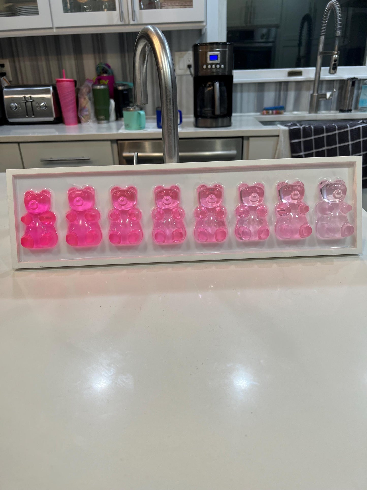 Pink Ombre Gummy Bear Resin Wall Art: 3D Pop Art Decor, Nursery Kids Room Decor, Fun Dopamine Apartment Wall Decor, Fake Candy