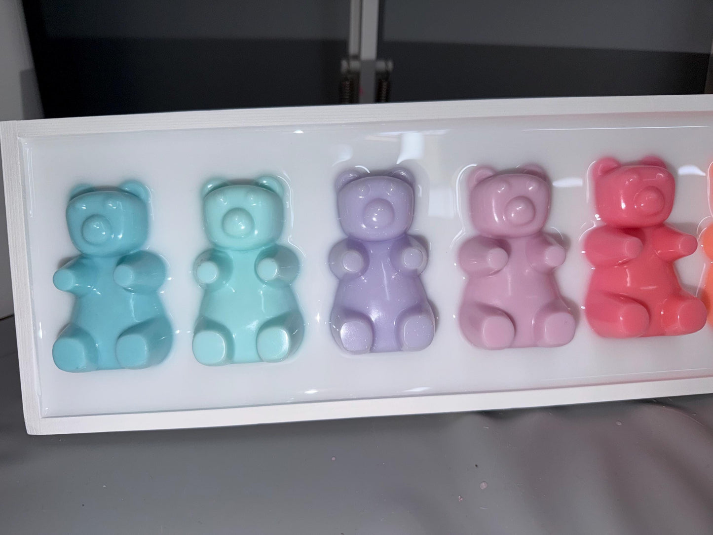 Pastel Rainbow Gummy Bear Wall Art: 3D Resin Candy Decor, Nursery Kids Room Decor, Dopamine Rush Apartment Wall Hanging