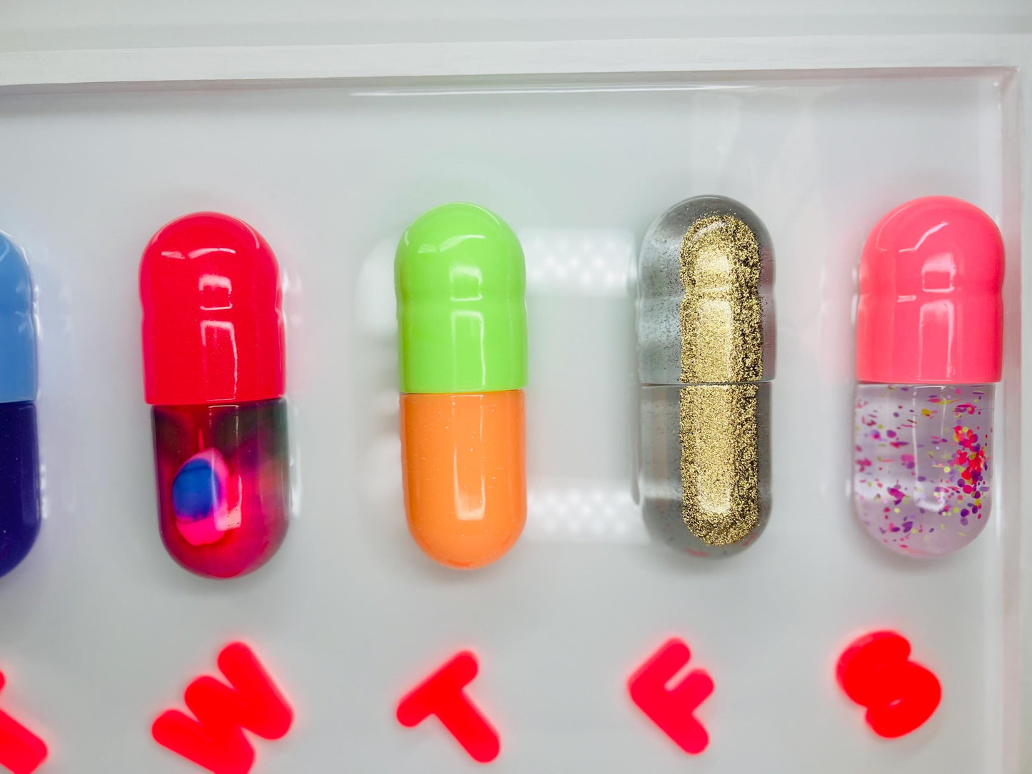3D Pop Art 'Magic Pill' Wall Hanging: Resin Capsule Art, Dopamine Maximalist Office Wall Mount Decor, Mental Health Awareness Art