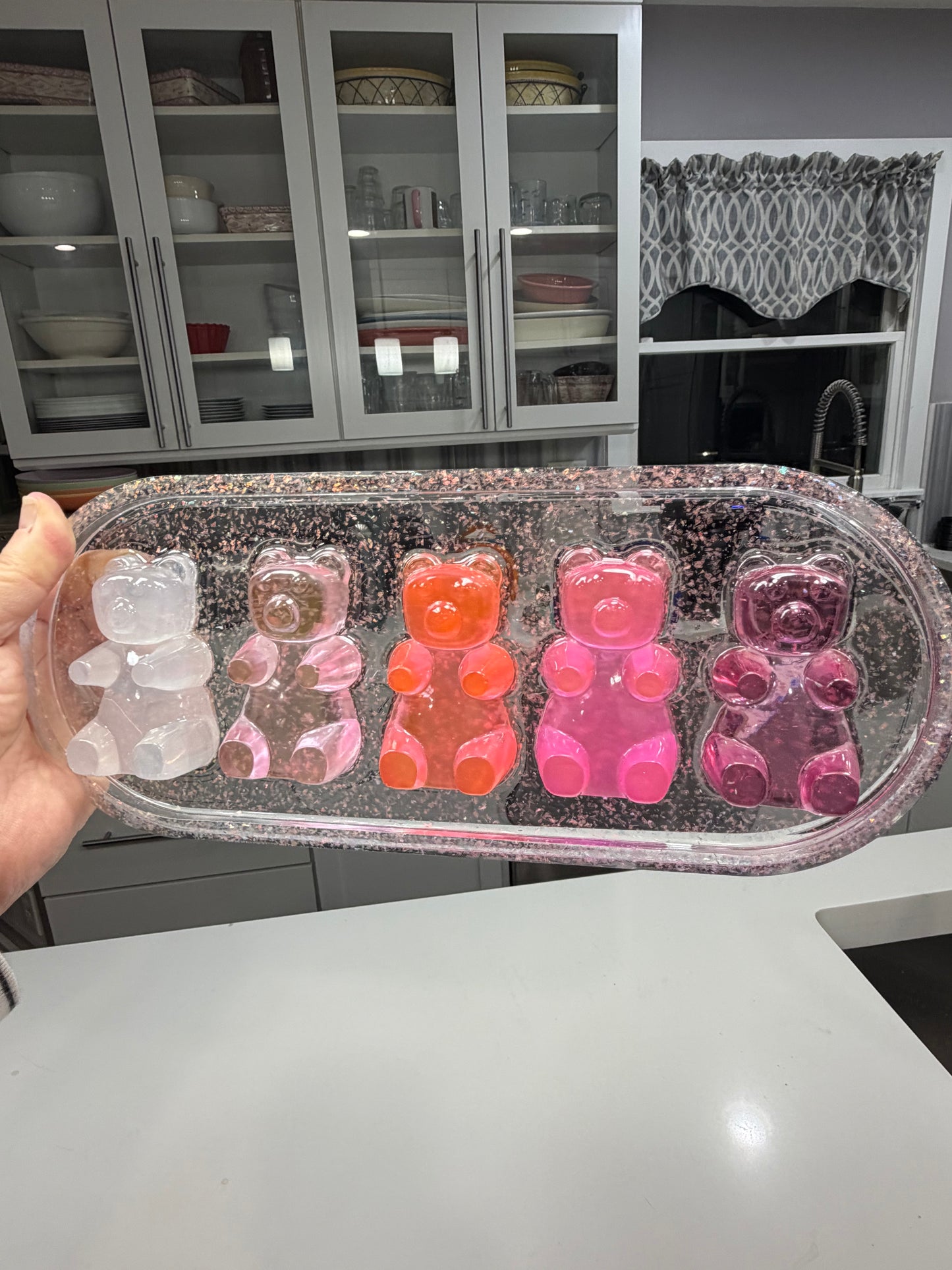 Five-Bear Candy Gradient Wall Art