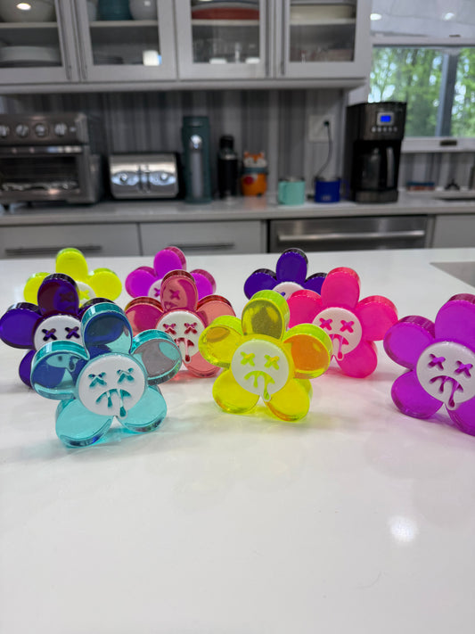 Mini Candy Flower Sculpture – Resin Kawaii Decor, Melting Face Flower, Colorful Pop Art Shelf Decor, Cute Weird Art Gift