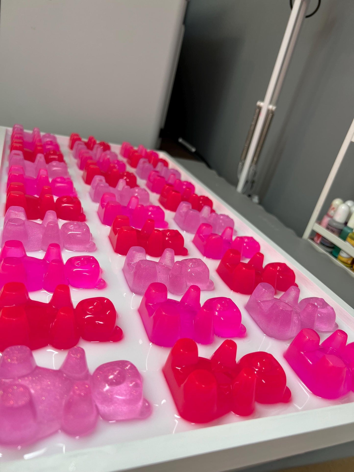 Shades of Pinks Extra Large Pink Resin Gummy Bear Wall Art: 3D Pop Art Decor Glitter, Pink Dopamine Statement Wall Decor